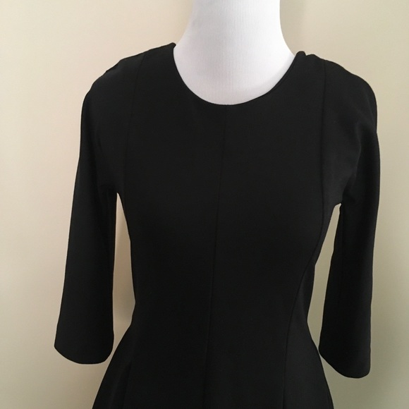 GAP Designed & Crafted Fit & Flare Dress - Picture 14 of 16